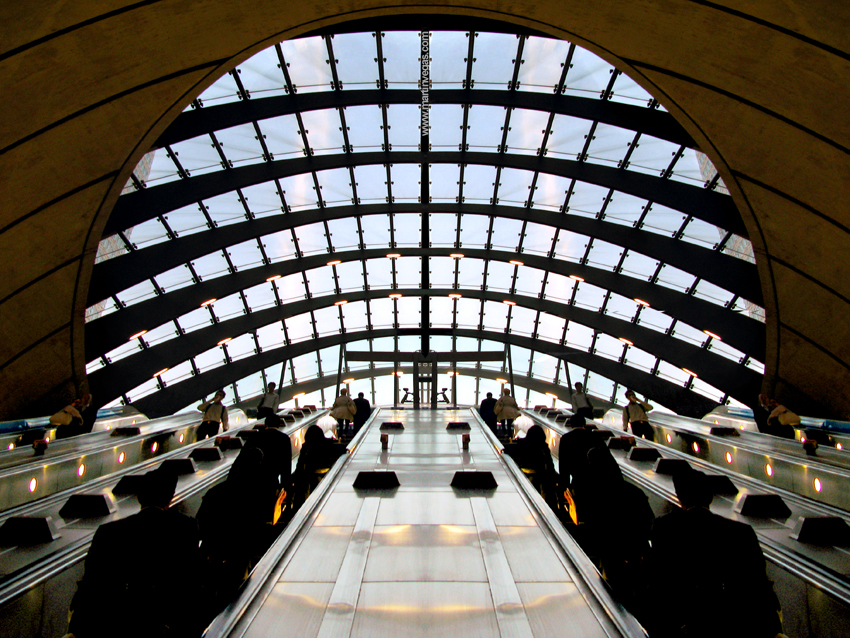 Canary Wharf Station, Jubilee Line - Arch: Norman Foster, 1998