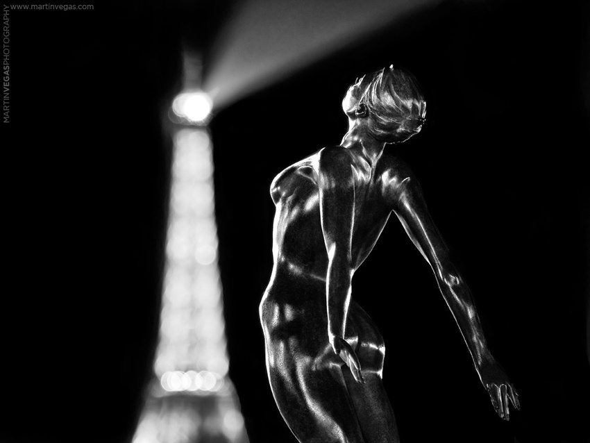 http://www.clickblog.it/post/82227/midnight-in-paris-con-martin-vegas-e-yves-pires
