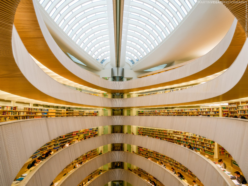 Bibliothek des Rechtswissenschaftlichen Instituts, Zürich | Arch: Santiago Calatrava, 2005